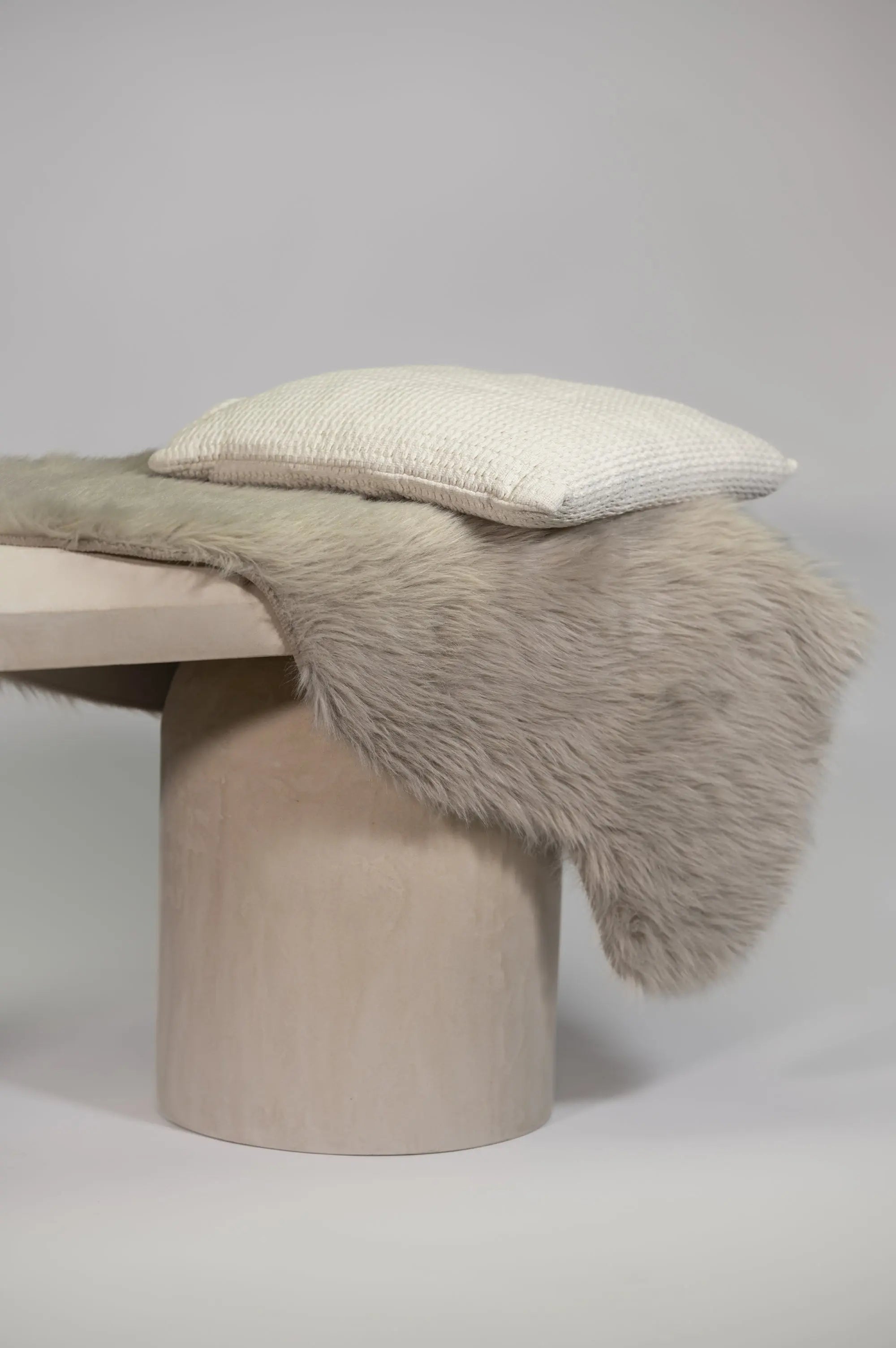 Banc en MORTEX® Elijah The Concrete Table Co.