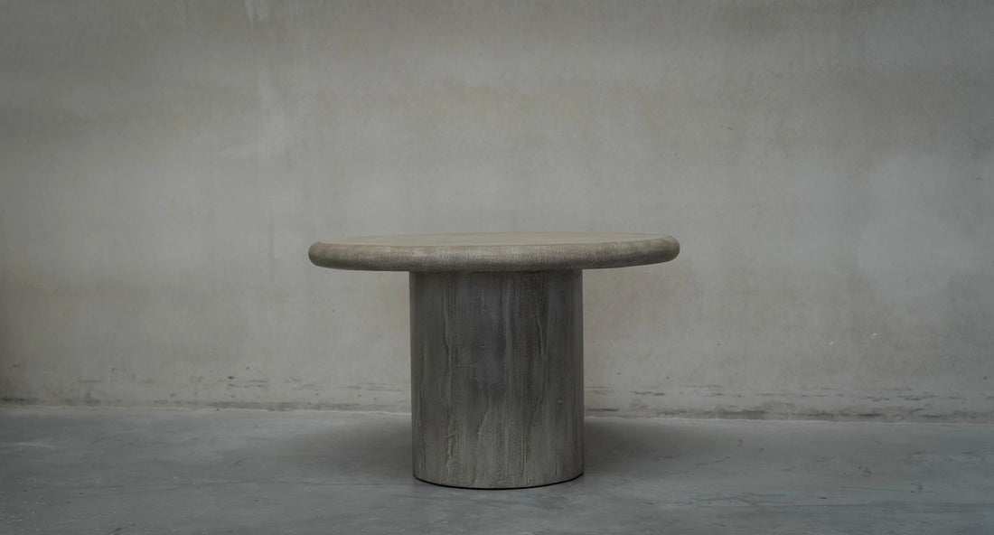 Mia - Table basse ronde en béton ciré (MORTEX®) The Concrete Table Co.