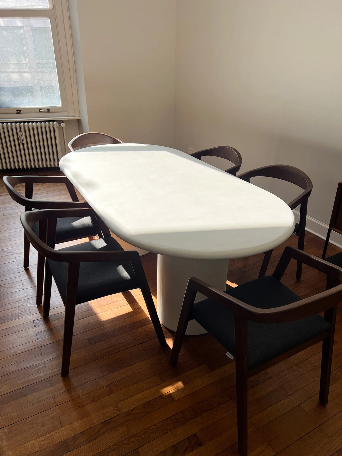 Table à manger ovale 200x100x76 cm décor effet béton