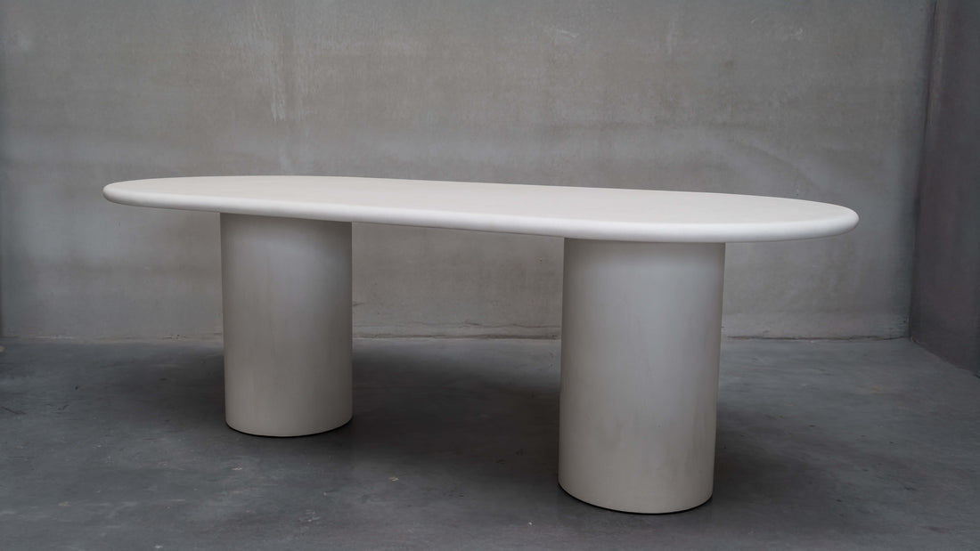 Ovella - Table à manger ovale en béton ciré (MORTEX®) The Concrete Table Co.